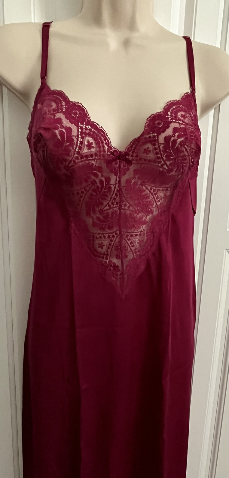Vintage Full Slip Vassarette S Underneath It All Maroon Satin Lingerie Intimates
