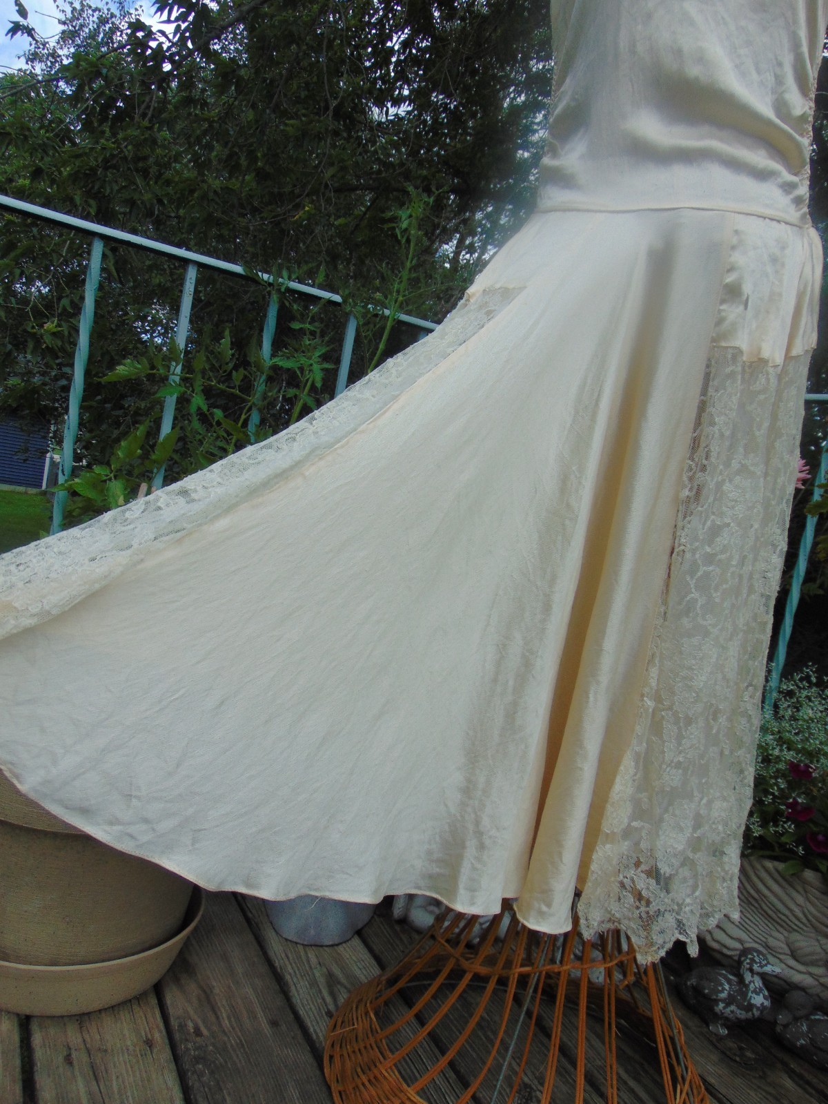1920s Champagne Satin & Lace Robe de Style Wedding Dress AS IS