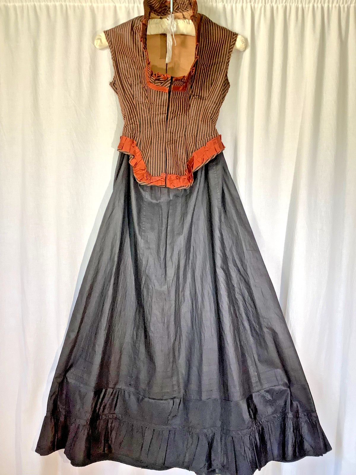 Victorian bodice Silk bustle 1880s corset Top sleeveless Stripe black Copper XXS