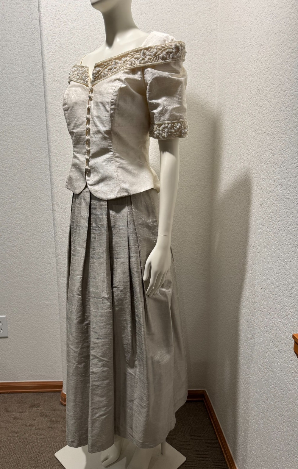 Vintage Romantic Beaded Ivory Blouse Skirt Set Watters Watters Bridal Top Sz 2/4
