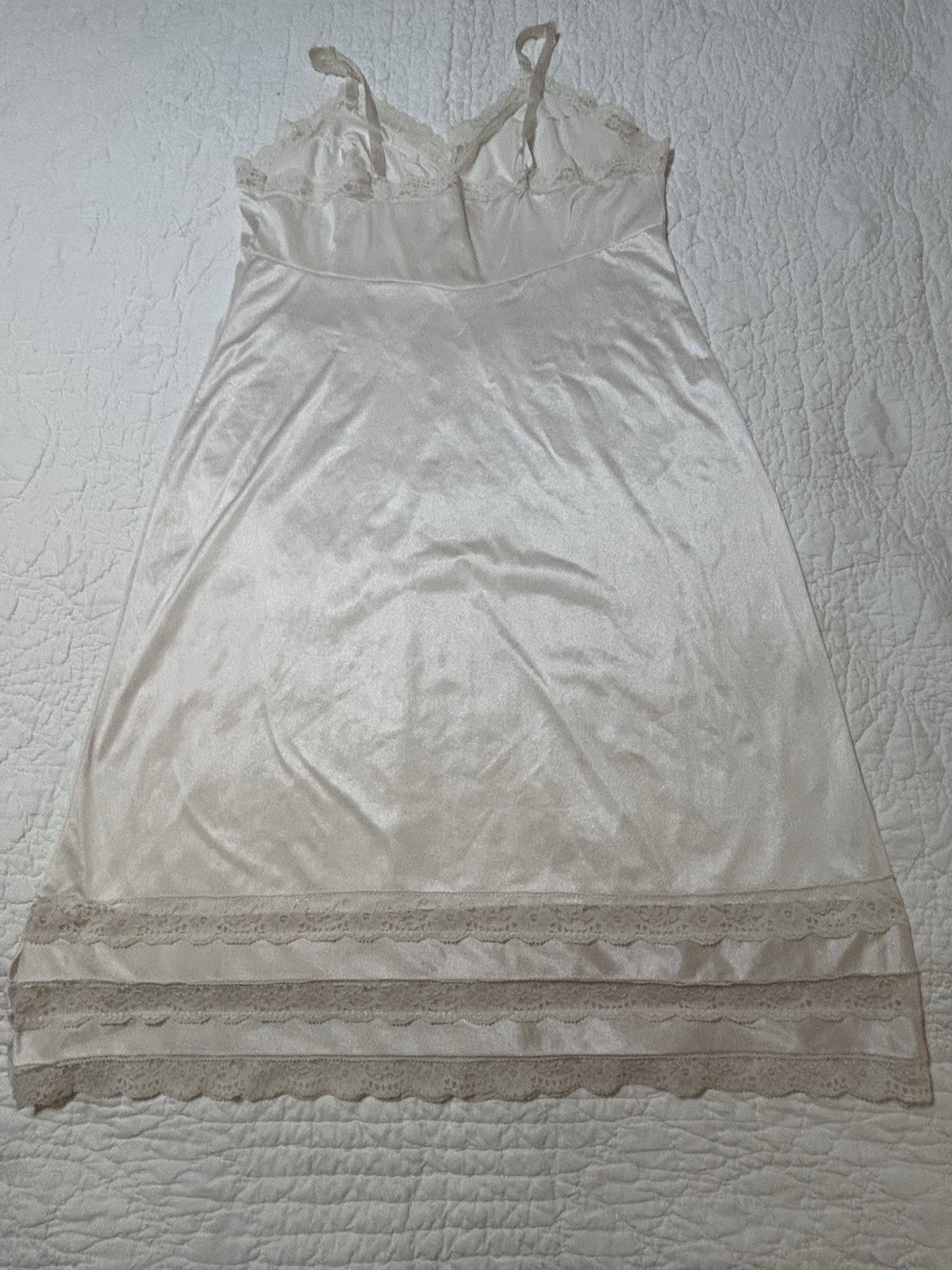 VTG Vanity Fair Size 36 Slip Nylon Full Dress Lingerie USA Cream Lace 40” Long