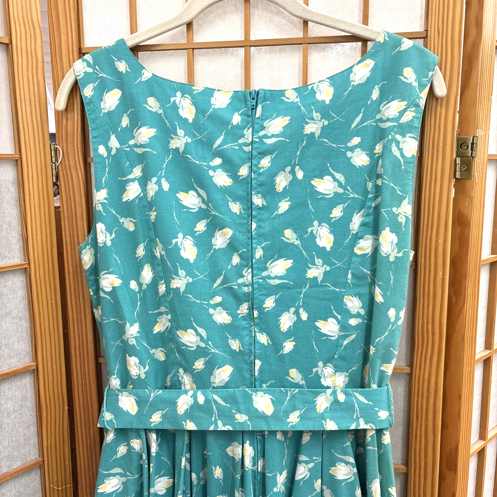 Vintage Laura Ashley Floral Belted Dress Blue Sz 12 Cottagecore garden Sundress