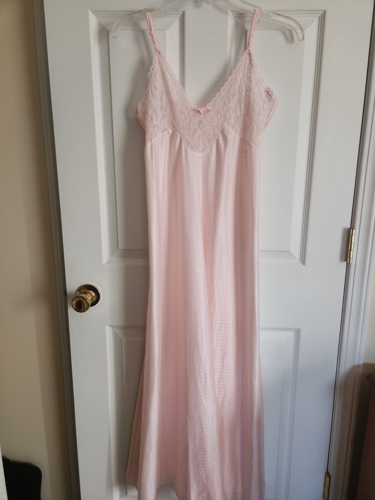Vintage Petra Fashions Pink Shiny Nylon Night Gown Medium Lace Lingerie