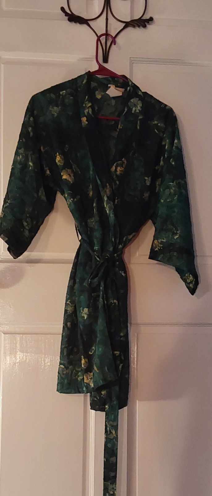 Vintage??? Green Inner Most Robe Size XS