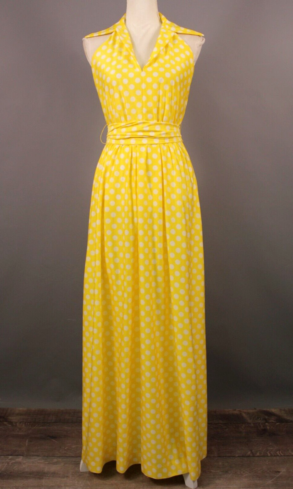 Vtg Women&rsquo;s 70s Yellow Polka Dot Halter Top Maxi Dress W/ Tie Belt XS/S 1970s