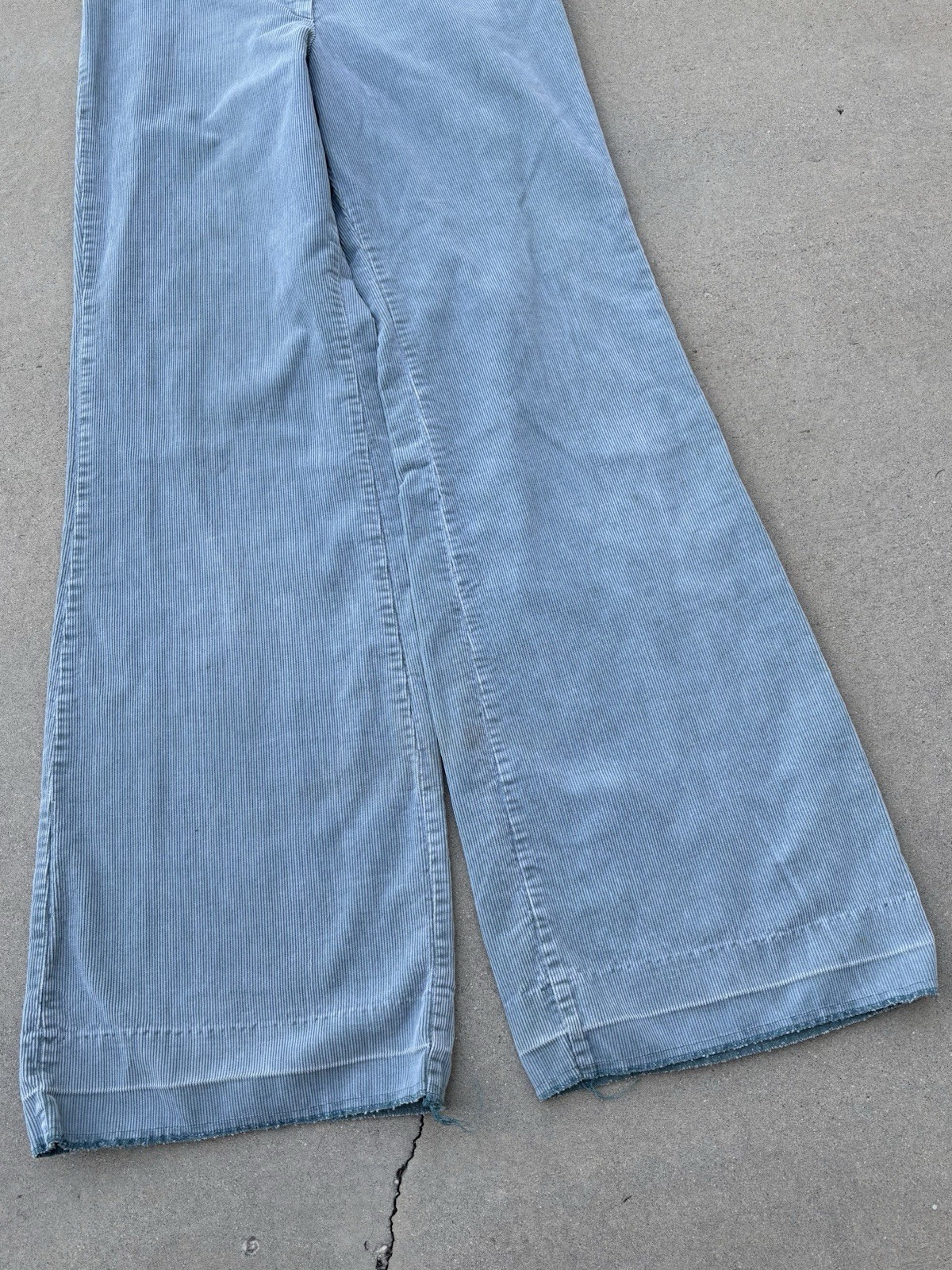 1970s Faded Green Corduroy Flare Pant 27 X 33
