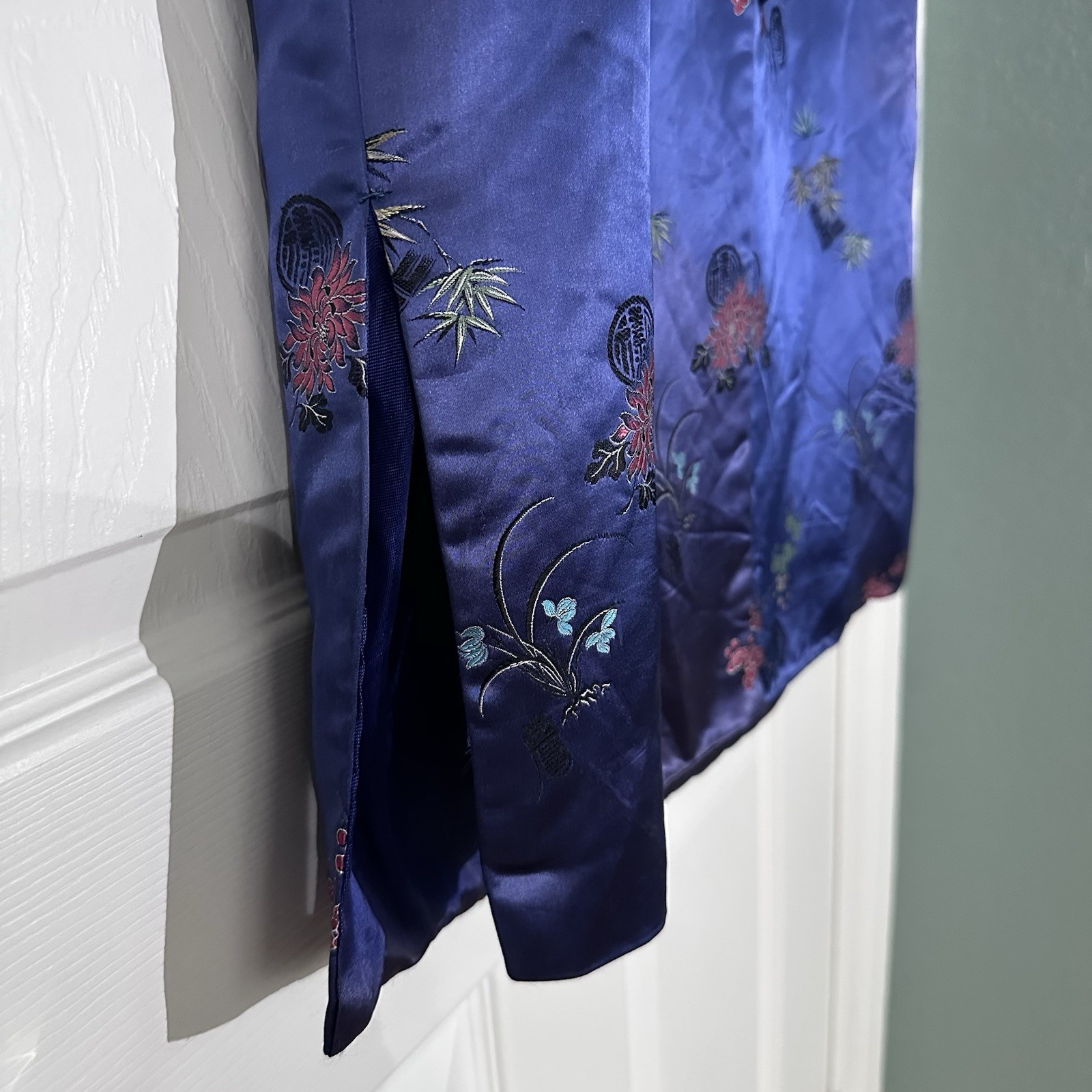 Kimono Robe Pockets, Blue ,Tailored Saigon Vietnam War Vintage 1966 Dress