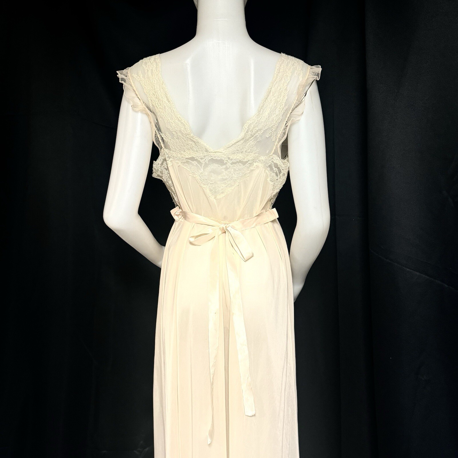 VTG 40s LUXITE by Holeproof SHEER Nylon Pink Peach Long Nightgown Ivory Lace 38