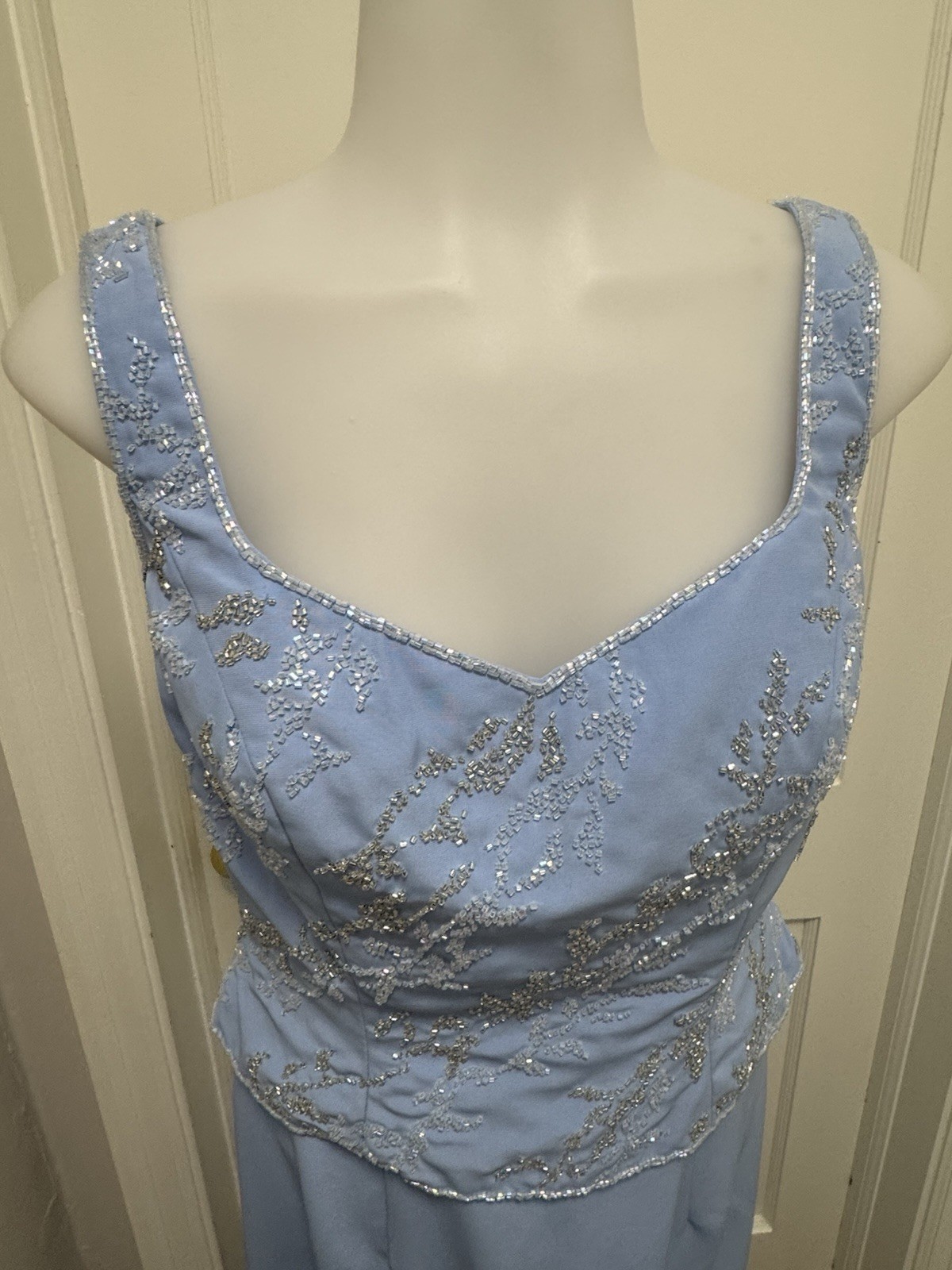 Jean De Lys Periwinkle Blue Sequin Embellished Column Gown Evening Formal Size 6