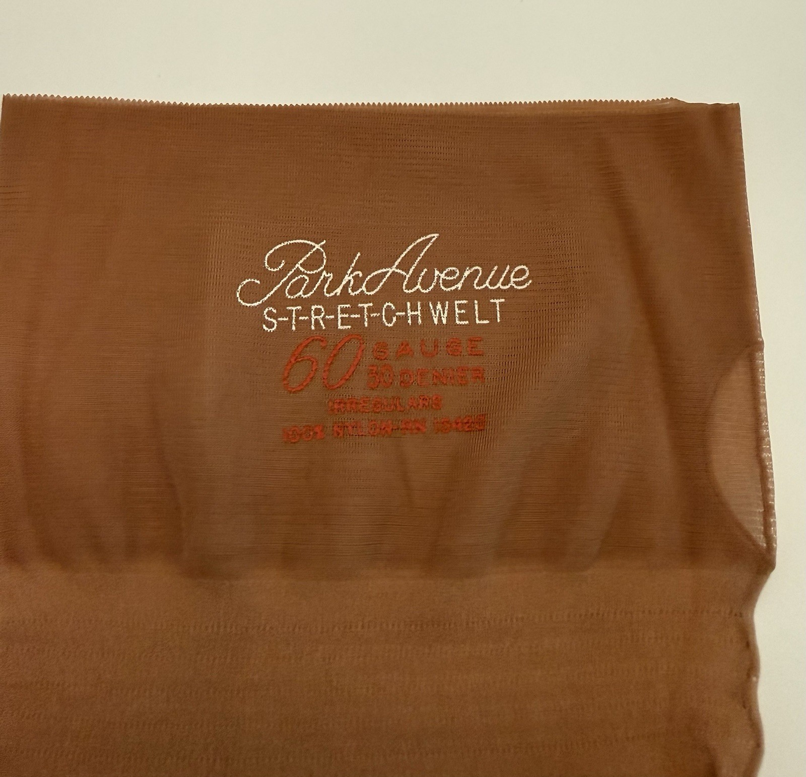 Vintage Park Ave Full Fashioned Seamed Stretch Welt Flat Knit Stockings
