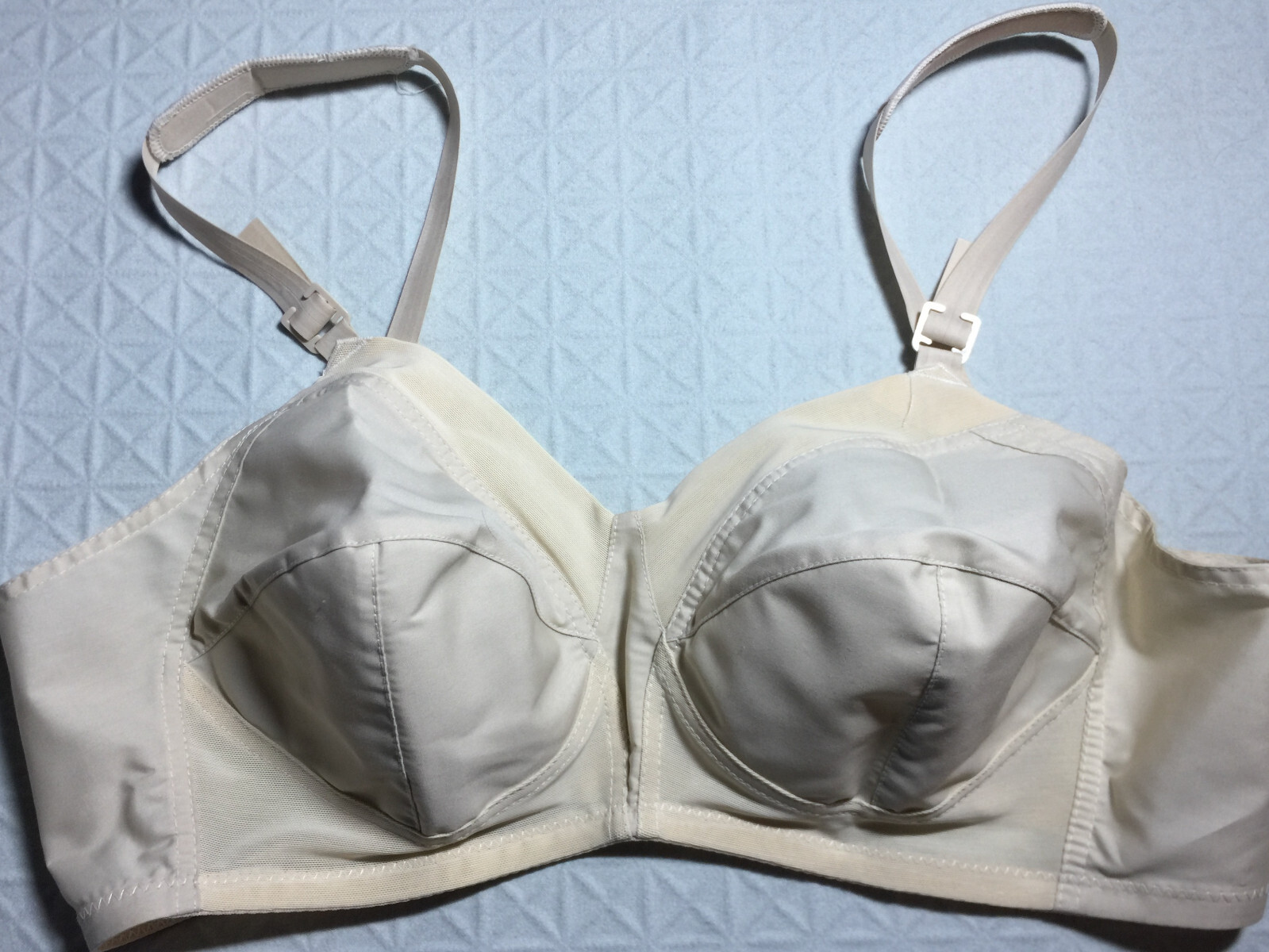 38B Vanity Fair Woman Vintage New 1980s Women&rsquo;s Wirefree CD/TS Femme Bra #532