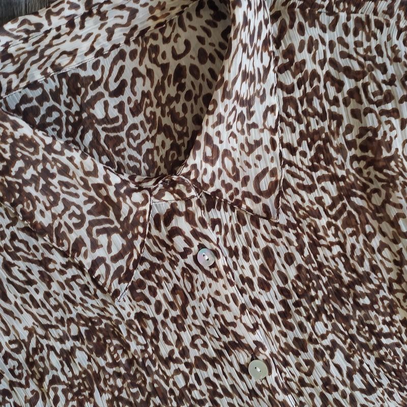 Vintage Y2K Leopard Print Plisse Blouse L