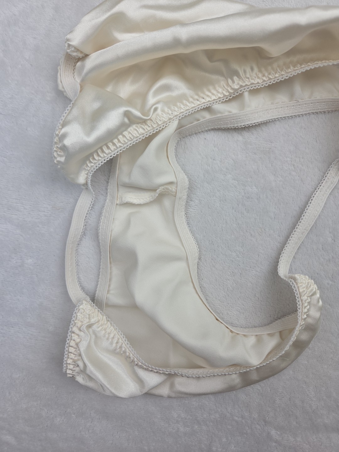 Vintage 80s 90s Shiny Satin String Bikini Panties Ivory Unbranded Size Large