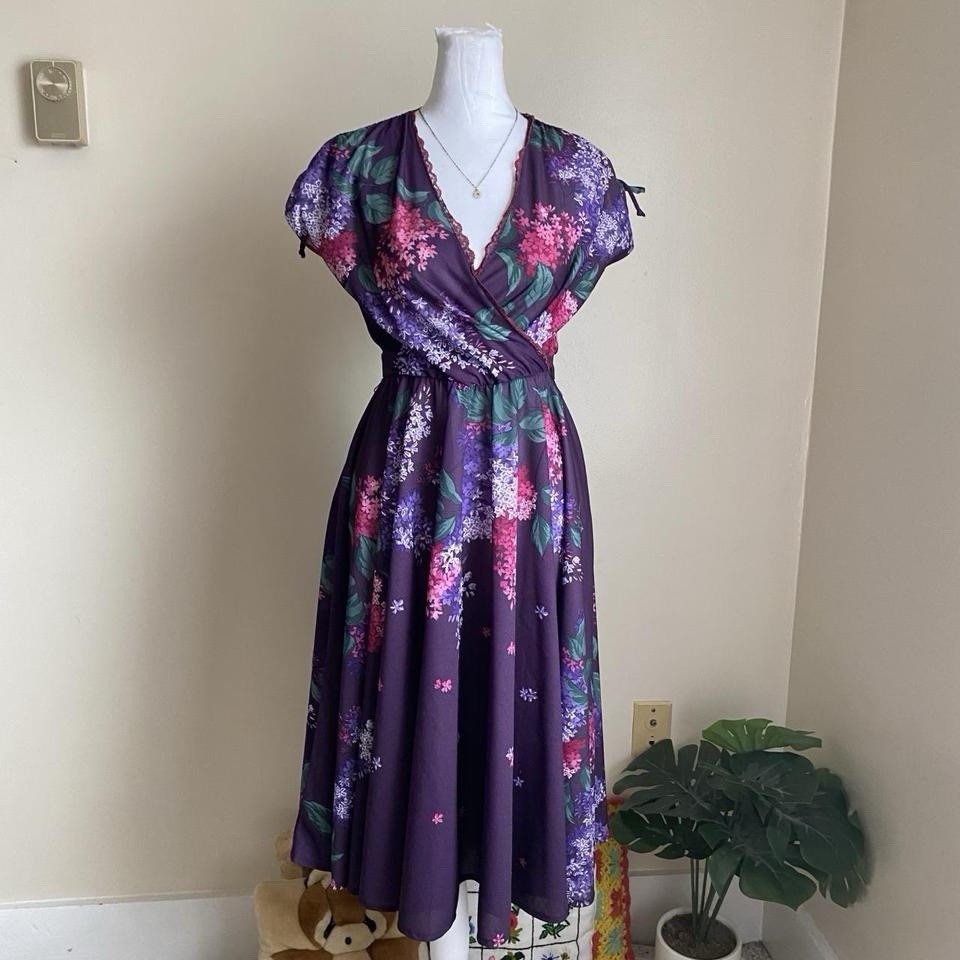 Vintage 70s Purple Floral Midi Dress