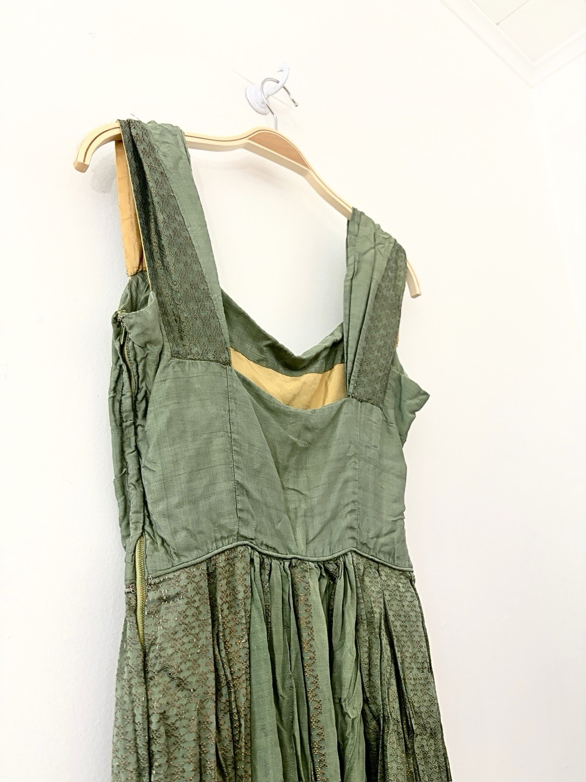 40s 50s Couture/Custom Made Gold Lamé Cocktail Dress Boning Old Hollywood XS