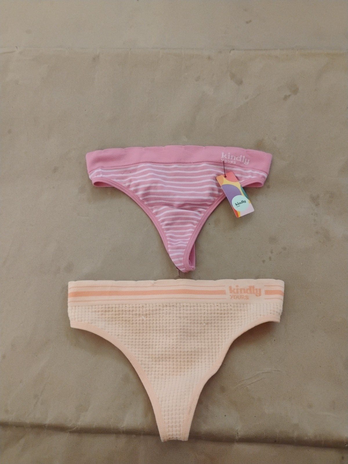 Lot of 2 Pairs of Women&rsquo;s Cute Thong Panties Kindly Yours Brand Siz XS 0-2 NWOT!