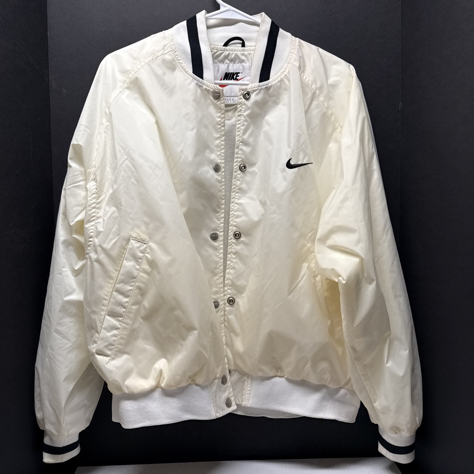 Vtg Women’s 12-14 Nike Nylon And Polyester Button Up Jacket – White/black