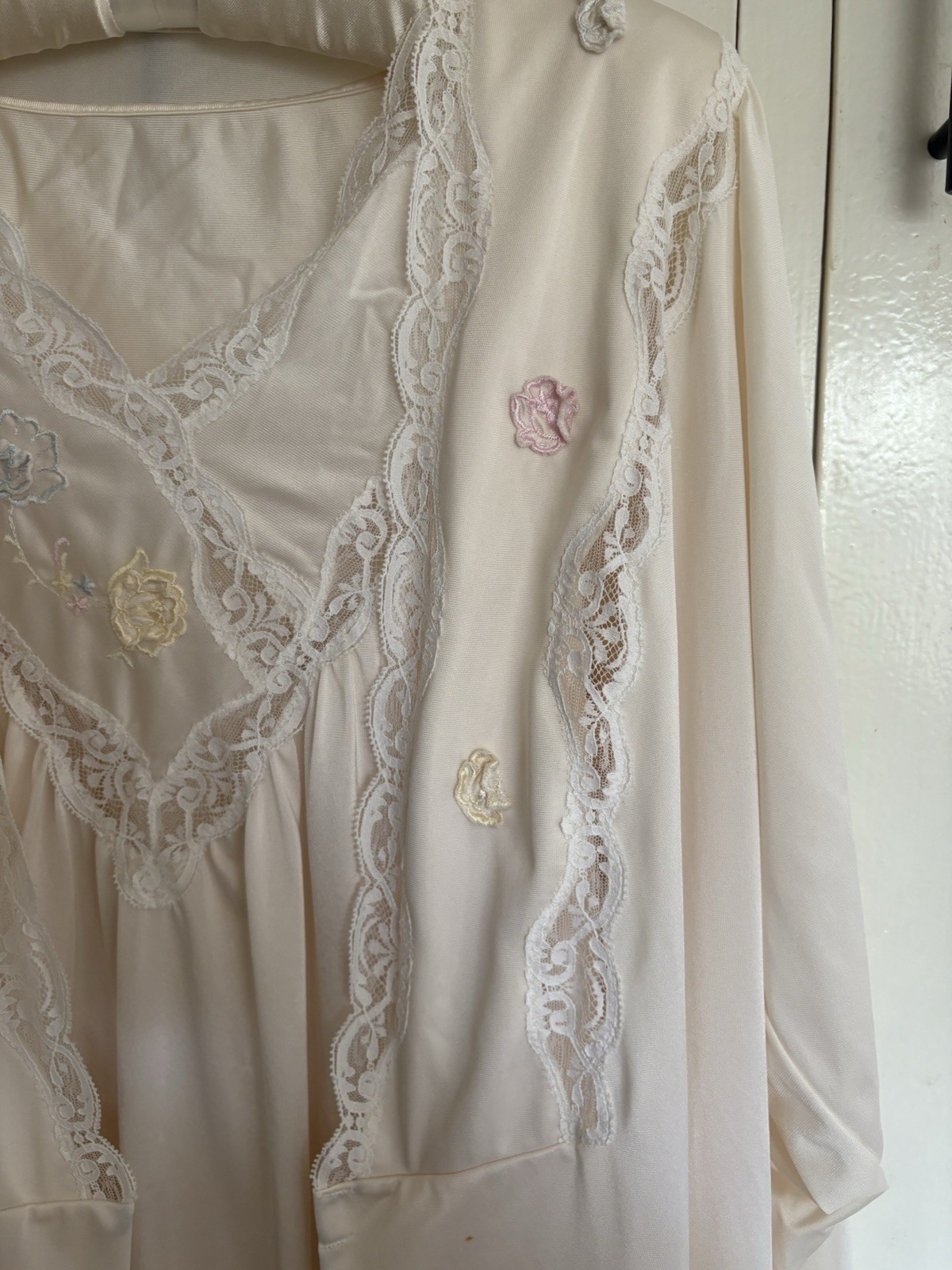 VTG Shadowline Peignoir Set Negligee Lace Light Blush Small Med 2 Pc Gown Robe