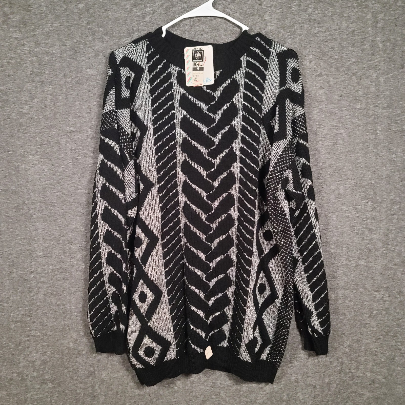 Vintage 80s A Jane Adams Women&rsquo;s 22W Long Sweater Black Sparkly Silver Design