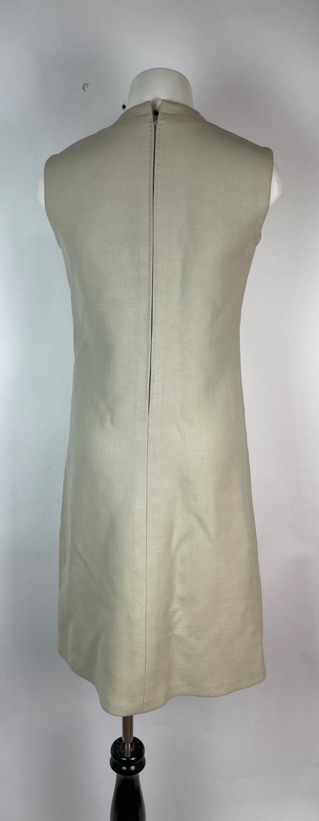 Vintage60s HARDY AMIES BOUTIQUE Taupe SIDEBUTTON shift dress S/M 34&Prime; Bust Damage