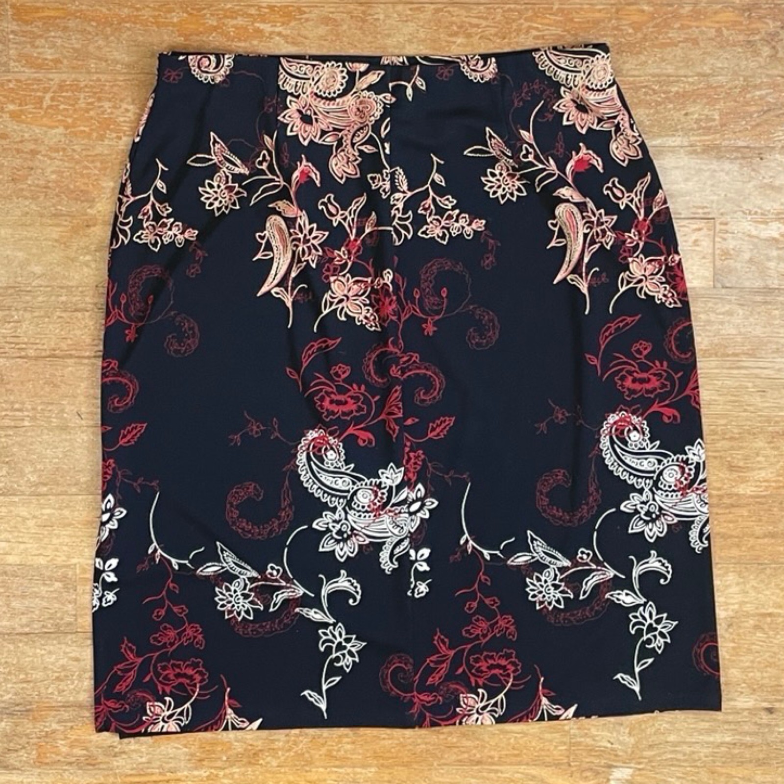 Vintage Floral Paisley Skirt Size Medium 29-31&Prime; Elastic Waist 1990s Max Studio