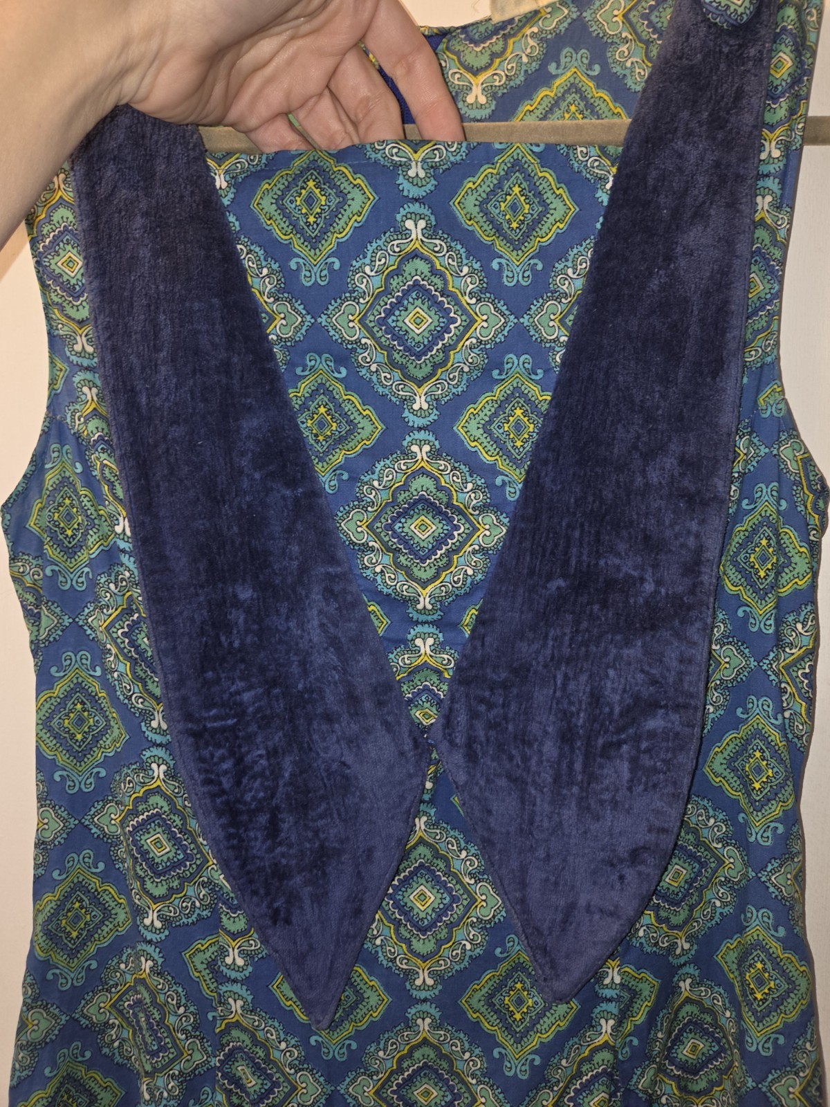 True Vintage 1960&prime; Mini Dress. Geo Pattern. Navy Turquoise. Velvet And Buttons.S