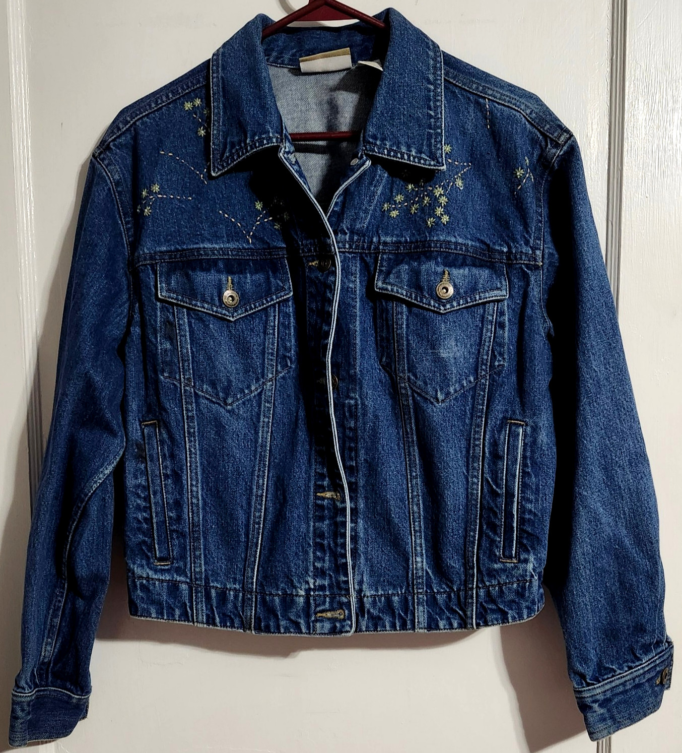 WOMEN&rsquo;S DENIM WESTERN STYLE JACKET ~ BY LIZ CLAIBORNE MEDIUM ~ EMBROIDERY READ!