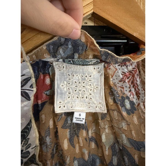 Johnny Was JW Los Angeles Patchwork Floral Tiered Boho Blouse Rust Mustard Small