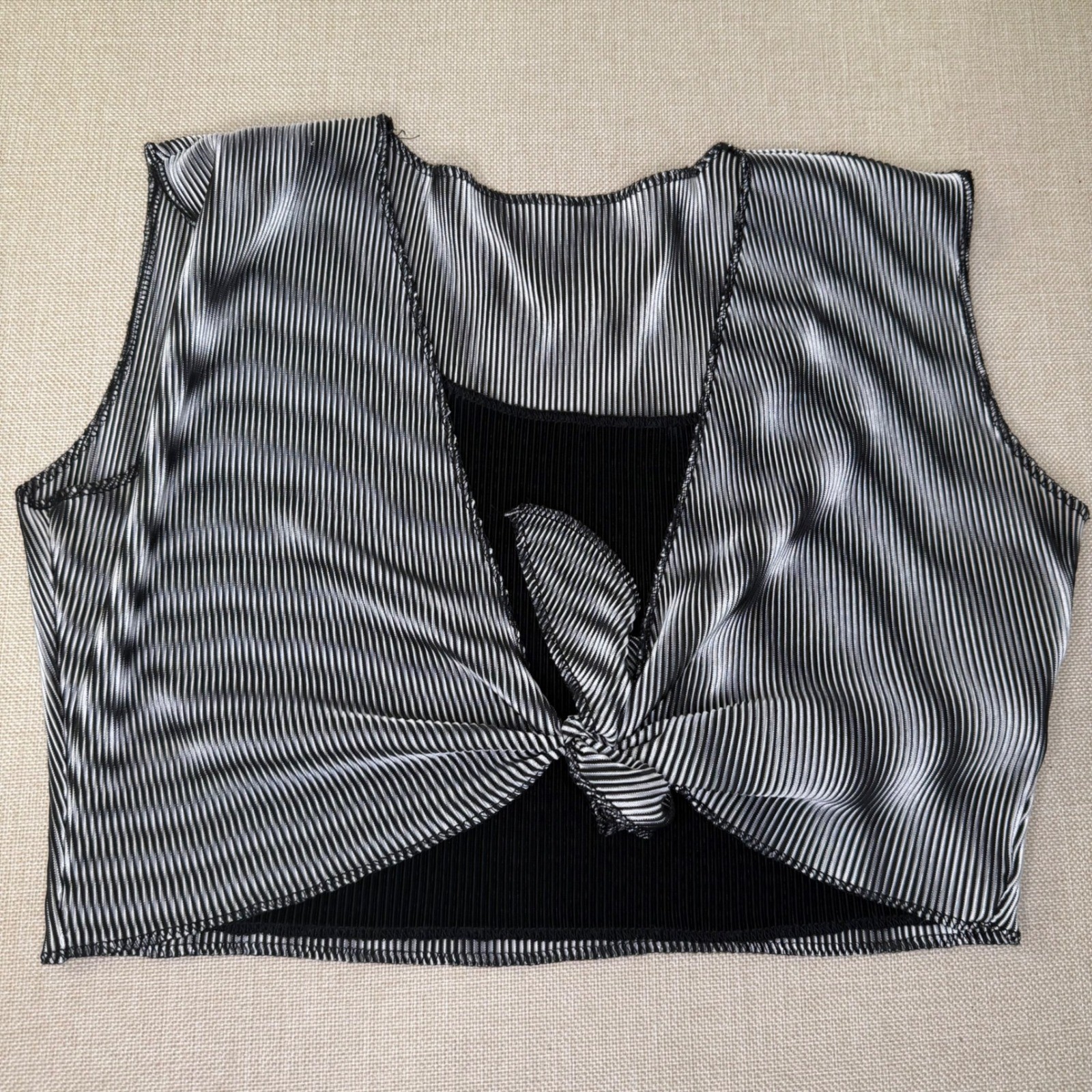 Vintage Capezio Striped Front Tie Crop Top Black White Pleated Dance Small 1997