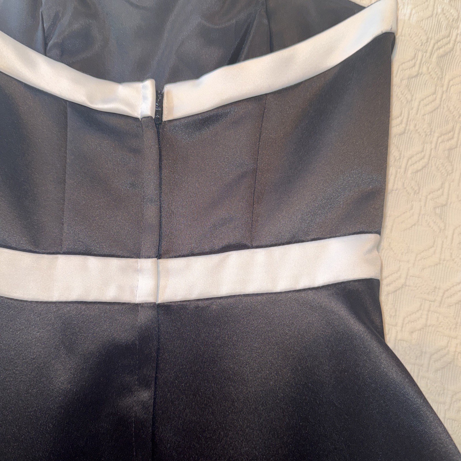 Gunne Sax Jessica McClintock Black White Satin Strapless Formal Dress 1/2
