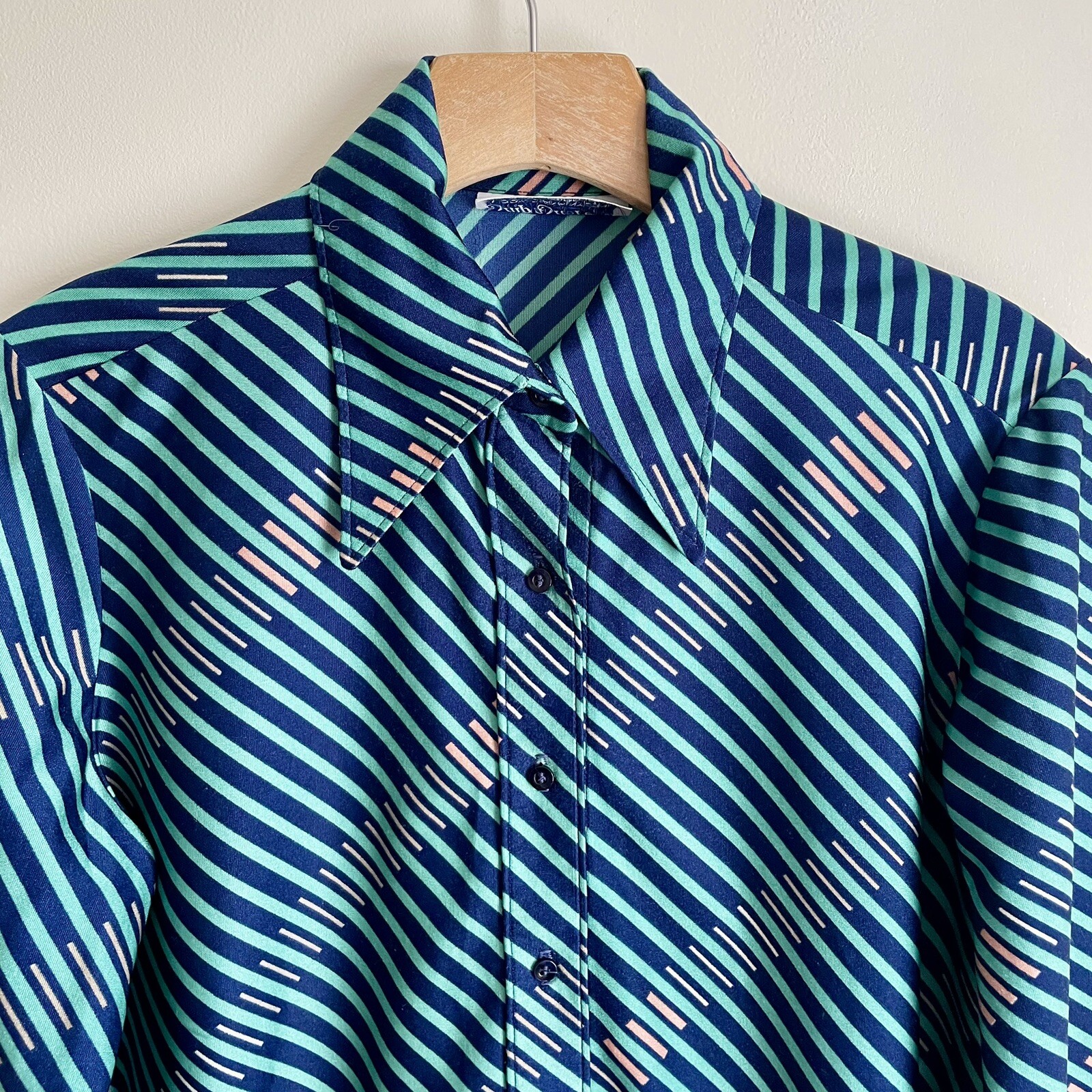 60s 70s Ship n&rsquo; Shore nylon dagger collar shirt / size 16