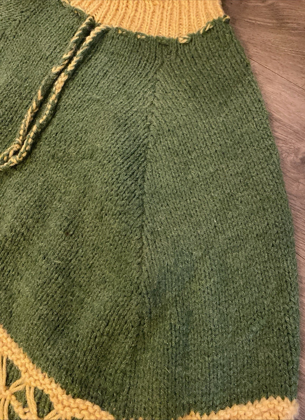 Wool Handmade Cape Poncho W/Drawstring Green Yellow 9” Opening 25.5”long Vintage