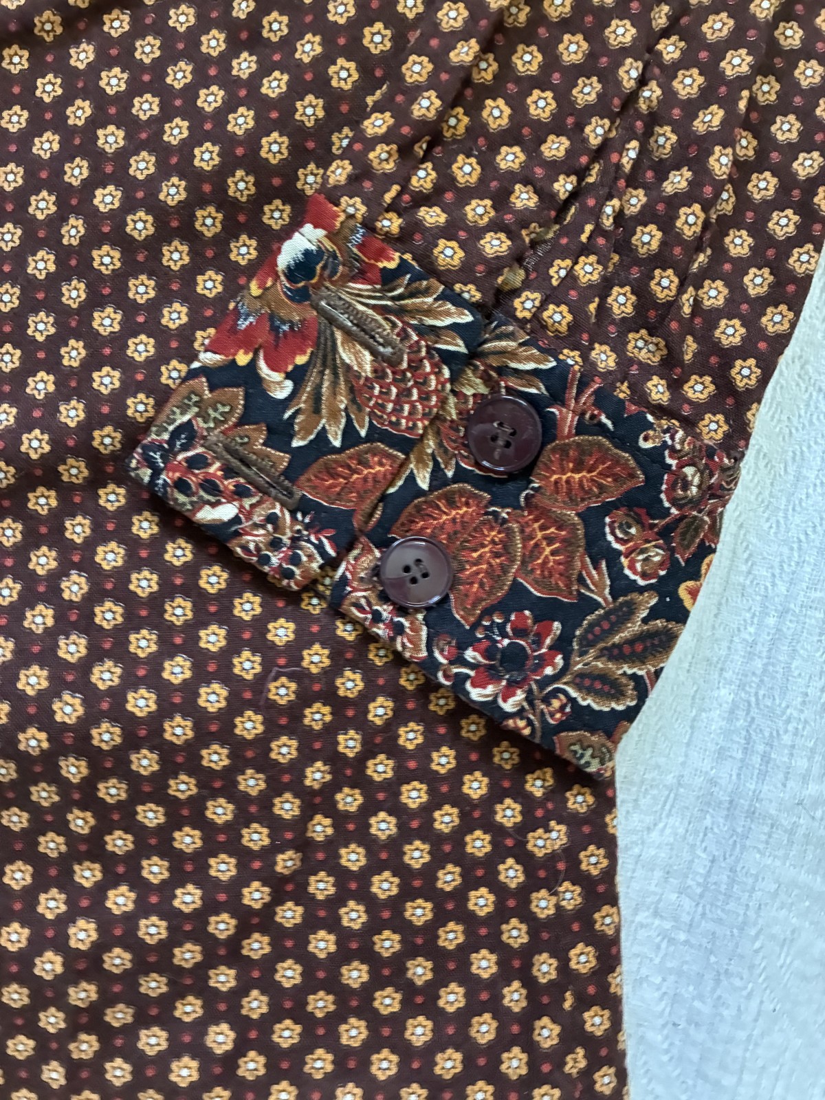 1970s Disco Mod Brown Cotton Blouse Shirt Susan Thomas Dagger Collar Floral S