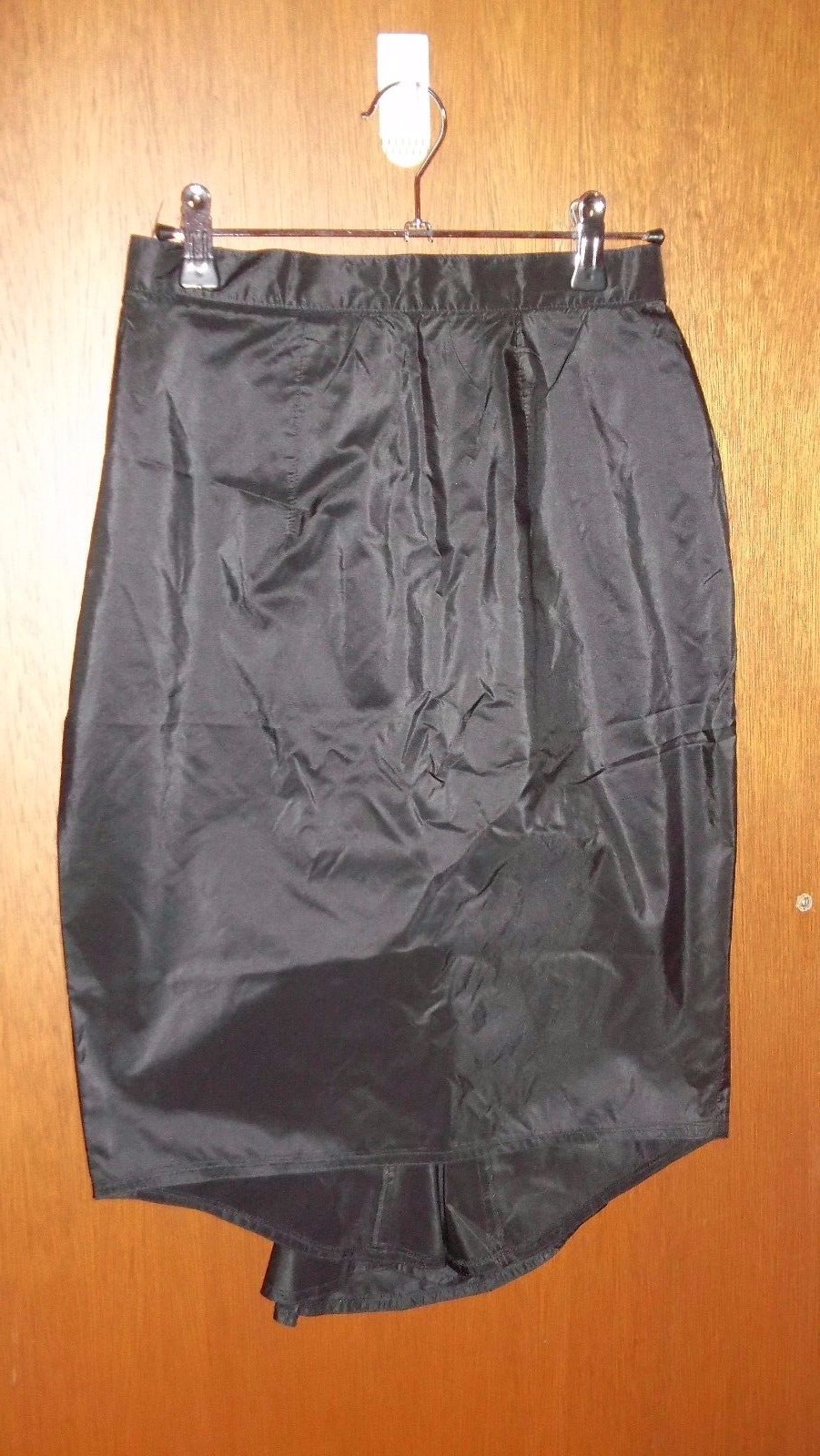 MINT Vintage 80&rsquo;s Designer SILK cocktail Skirt BLACK XS 6 8 Halloween Gothic