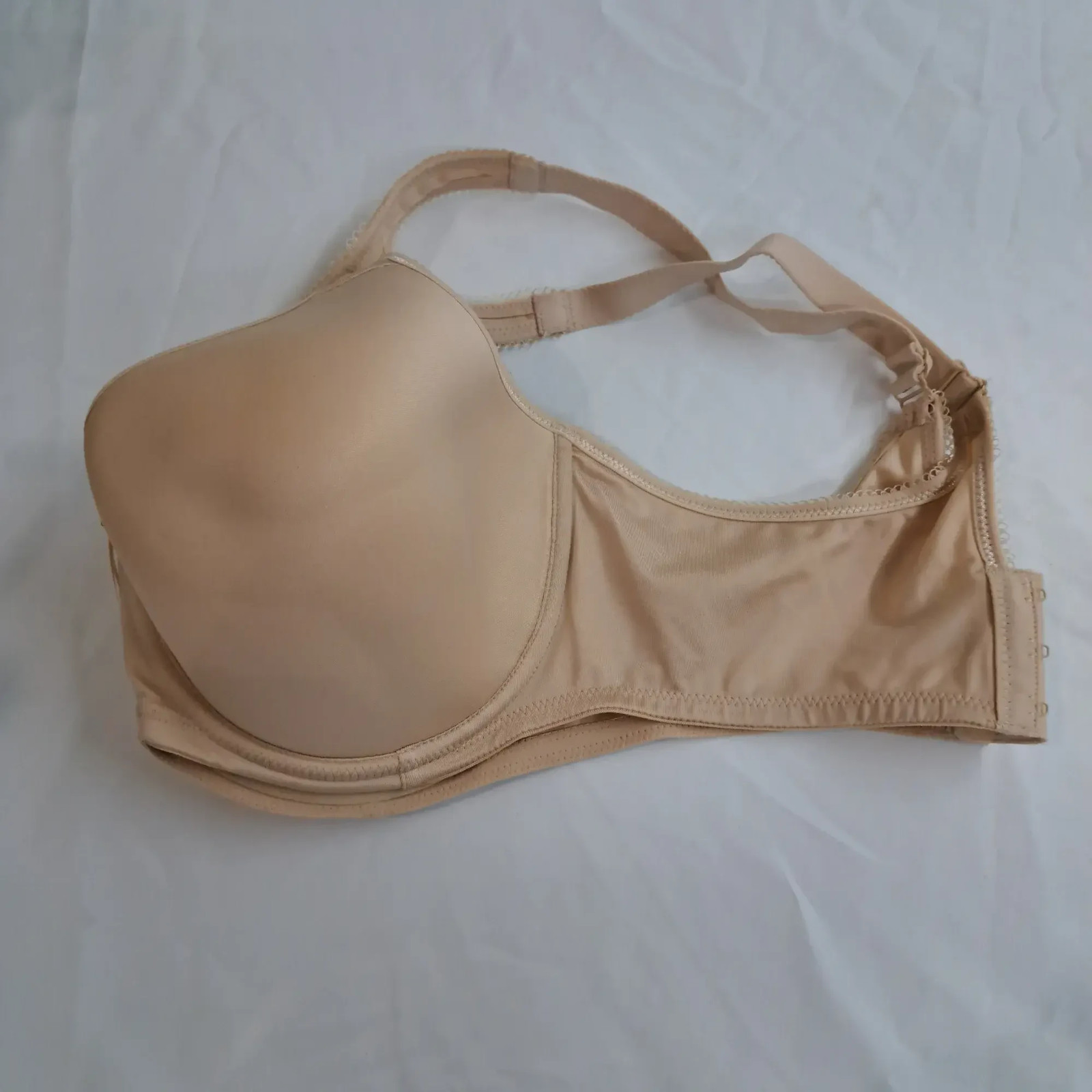 Wacoal Underwire Full Coverage Bra US 36DD Nude Beige Molded Cups Wide Back