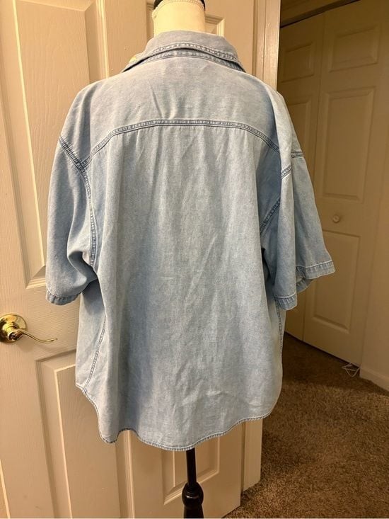 Vintage Grandmacore Hand-Painted Light Blue Denim Shirt with Floral Design