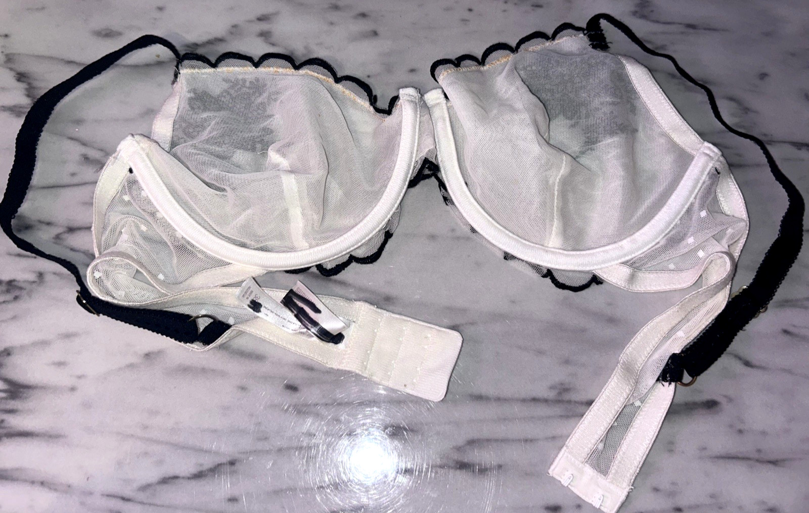 Vtg Maidenform Lace Underwire Bra Size 38B Ivory