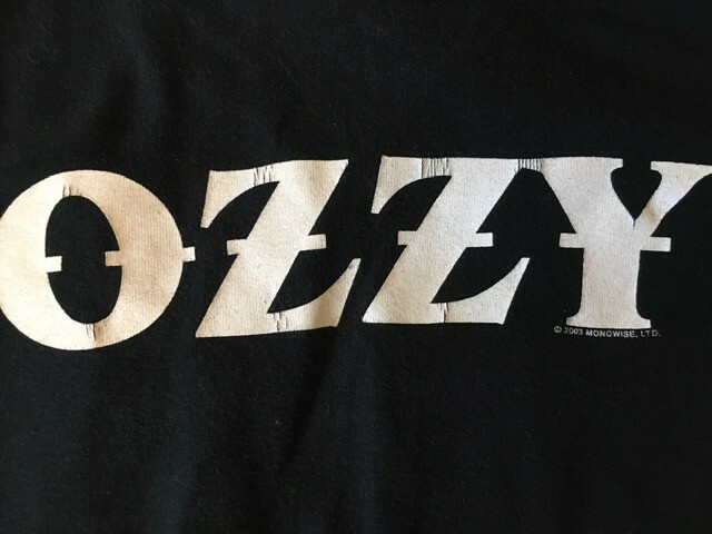  « OZZY » VINTAGE 2003 MONOWISE  U.S.A.  3/4 SLEEVE, XL, PREOWNED PULLOVER SHIRT