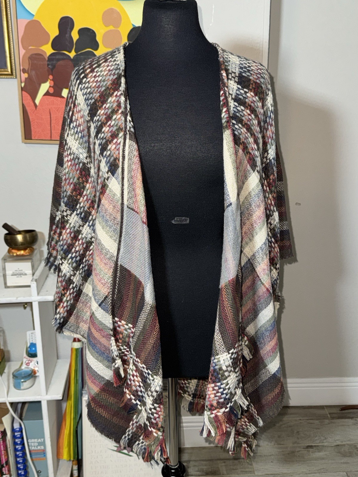 Plaid Poncho Women&rsquo;s Knit Shawl Cape with Fringe Hem