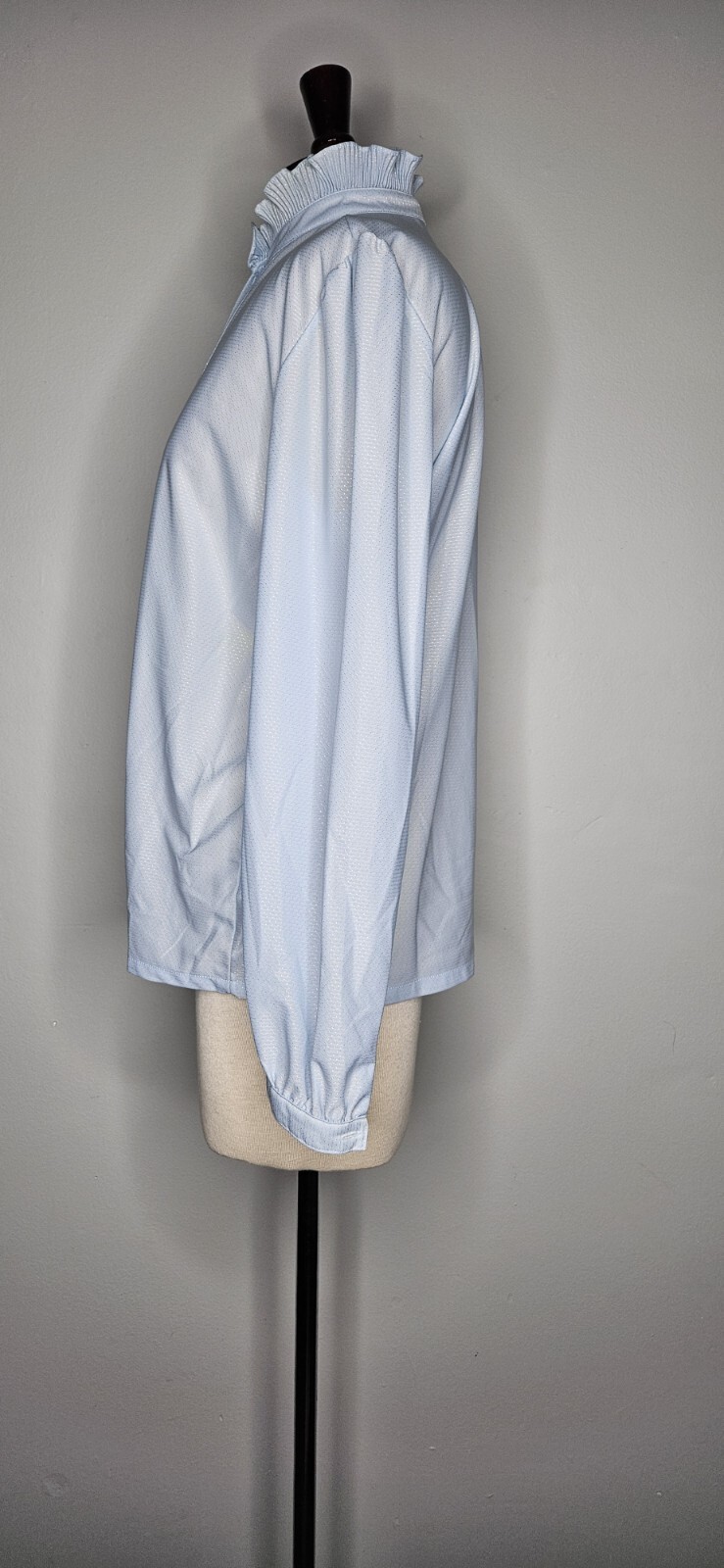VTG 1970s Higbee Co Powder Blue Frill Button Front Blouse L