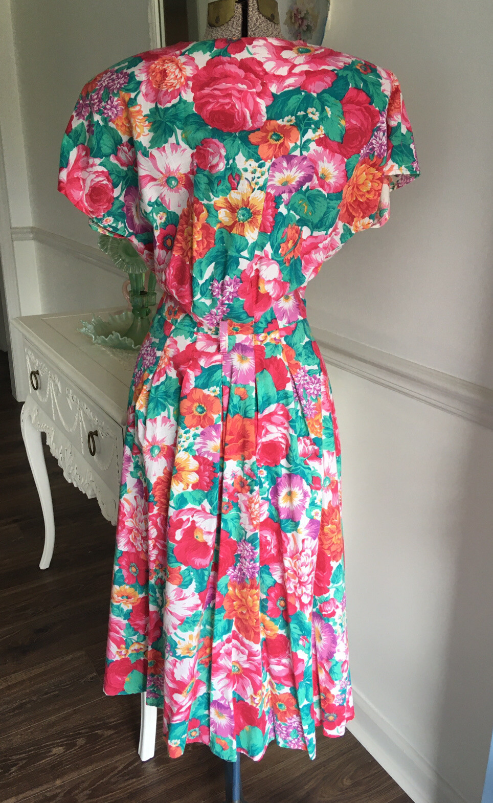 Vintage Stuart Alan 1980s 90’s BOLD FLORAL Bouquet Shirt DRESS 1940’s Flare MIDI