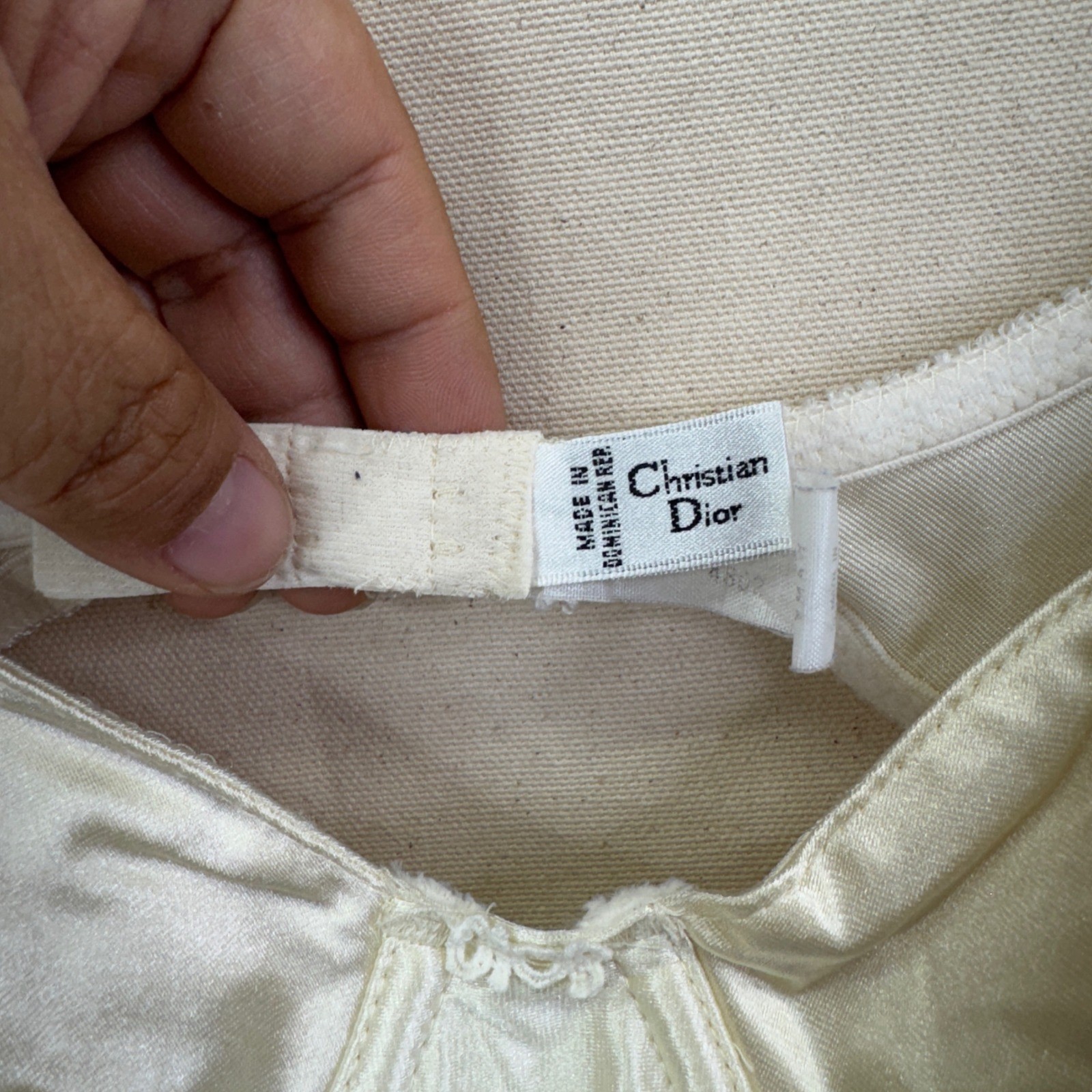 Christian Dior Underwire Satin Bra 36A Cream Vintage Luxury Coquette Aesthetic