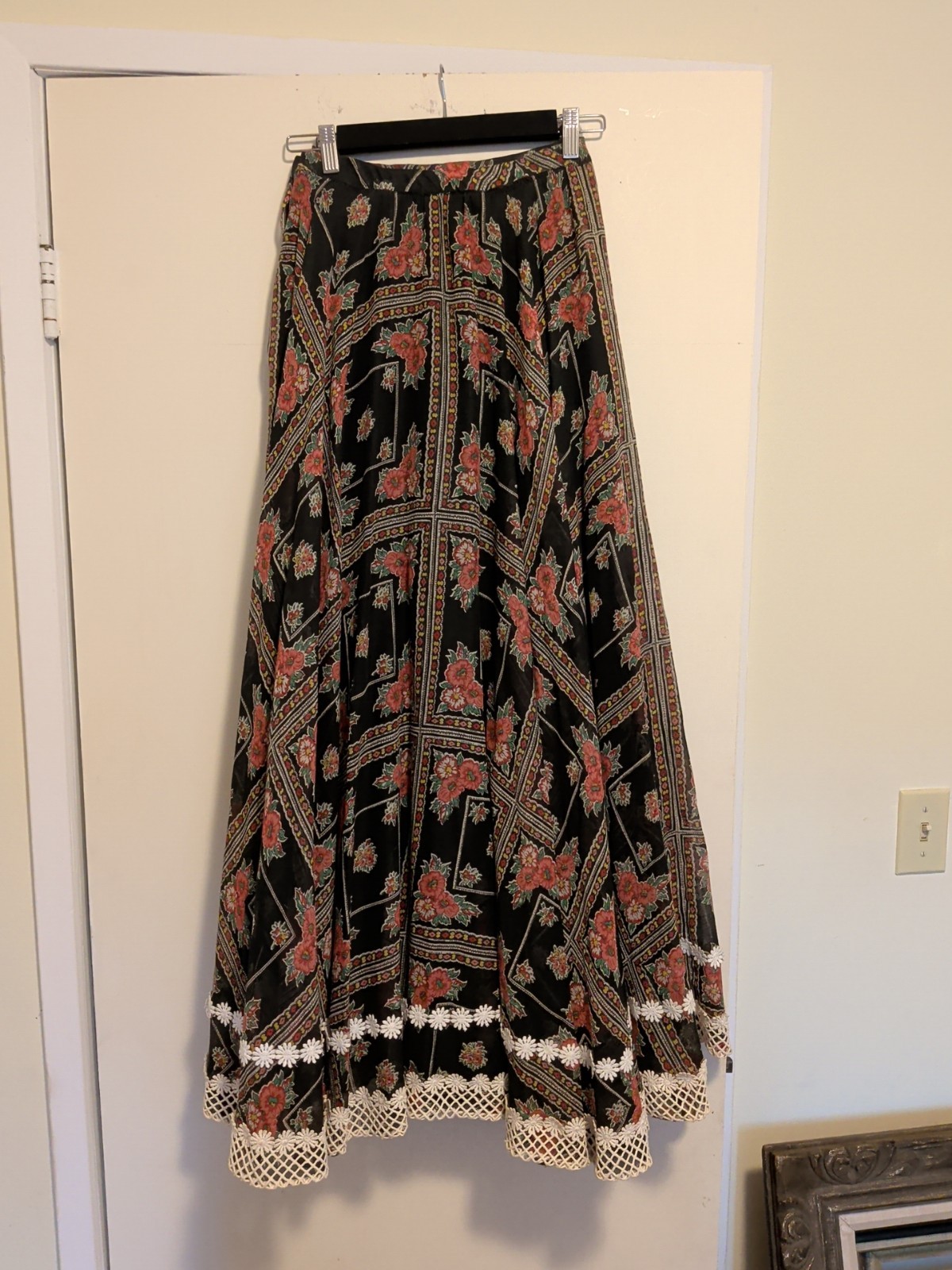 Vintage 70s Gunne Style Black Floral Maxi Stevie Style 40 In Long Tall 25 Waist