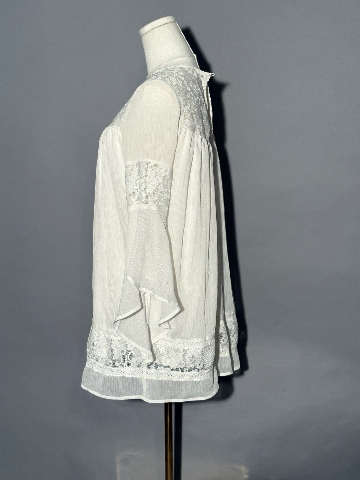Vintage Style white peasant blouse with lace trim and bell sleeves Lingerie Top
