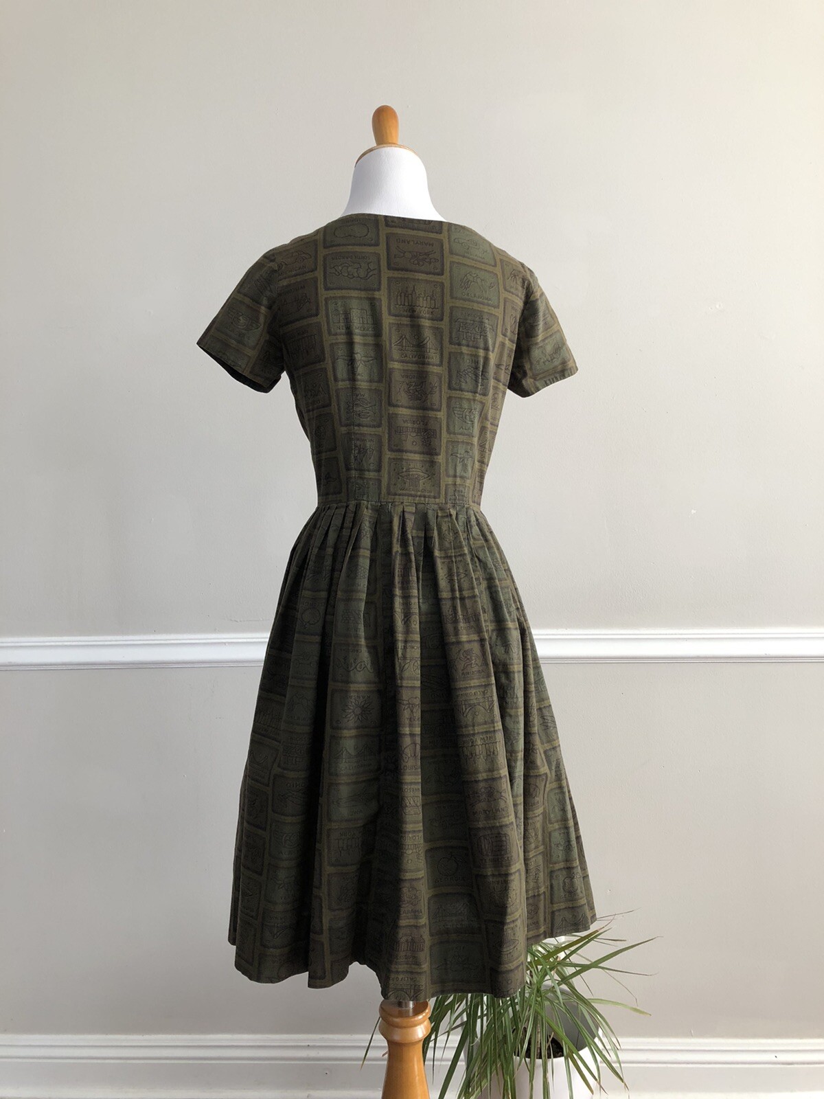 Vtg 50s/60s BETTY BARCLAY Fifty Nifty United States Day Dress Cotton Novelty