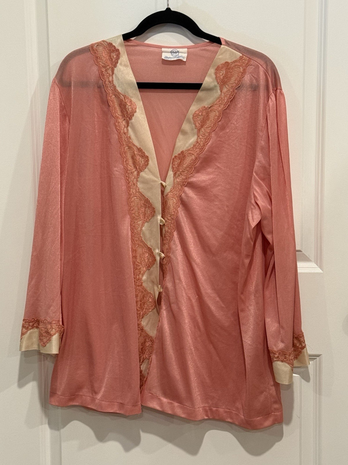 Vintage Undercover Wear Pink Bed Jacket Lingerie Robe Lace Trim Button Front