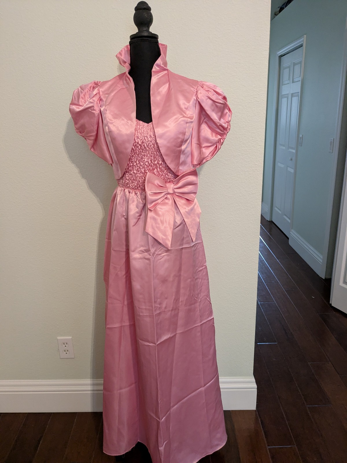 Pink dress (size 7/8)