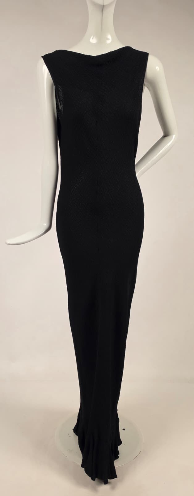 FLUID FALL 1930’S BLACK BIAS CUT WAFFLE WEAVE CREPE DRESS W RUFFLED BOTTOM HEM