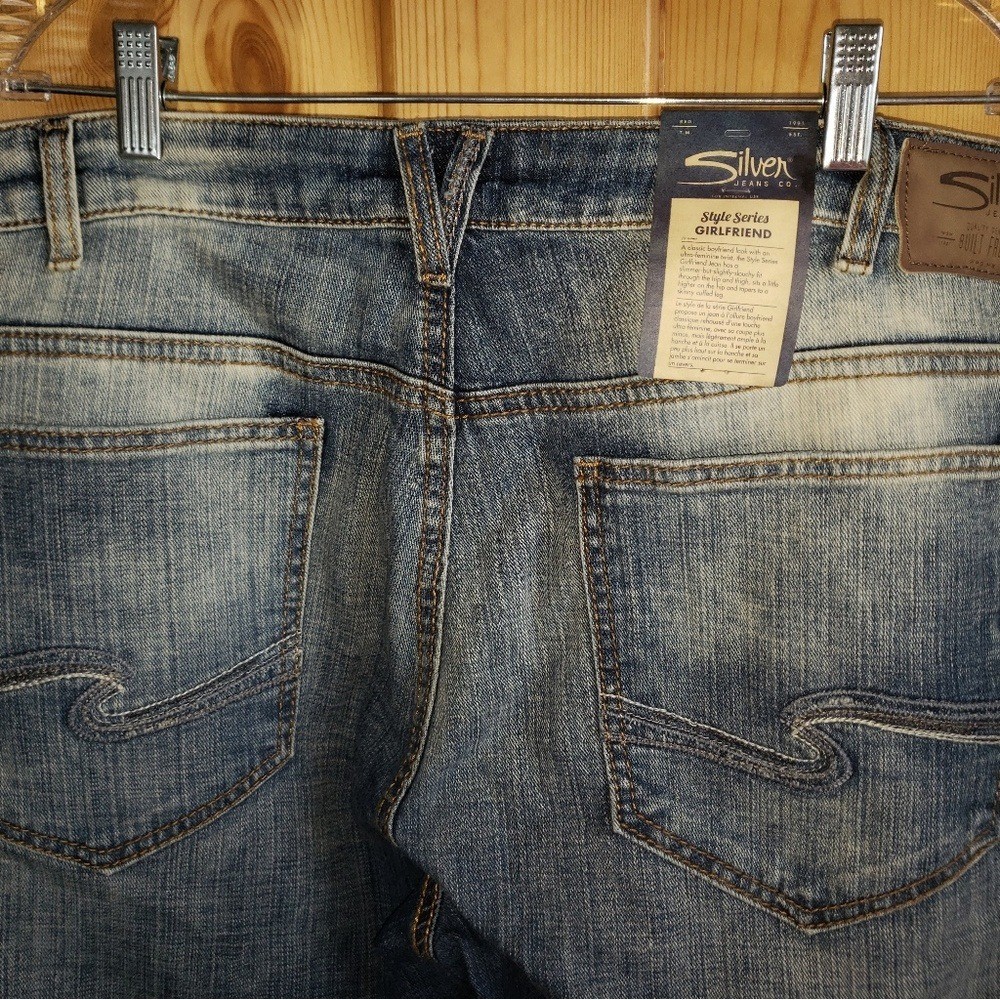 Nwt Silver Jean&rsquo;s Girlfriend Classic 24 plus