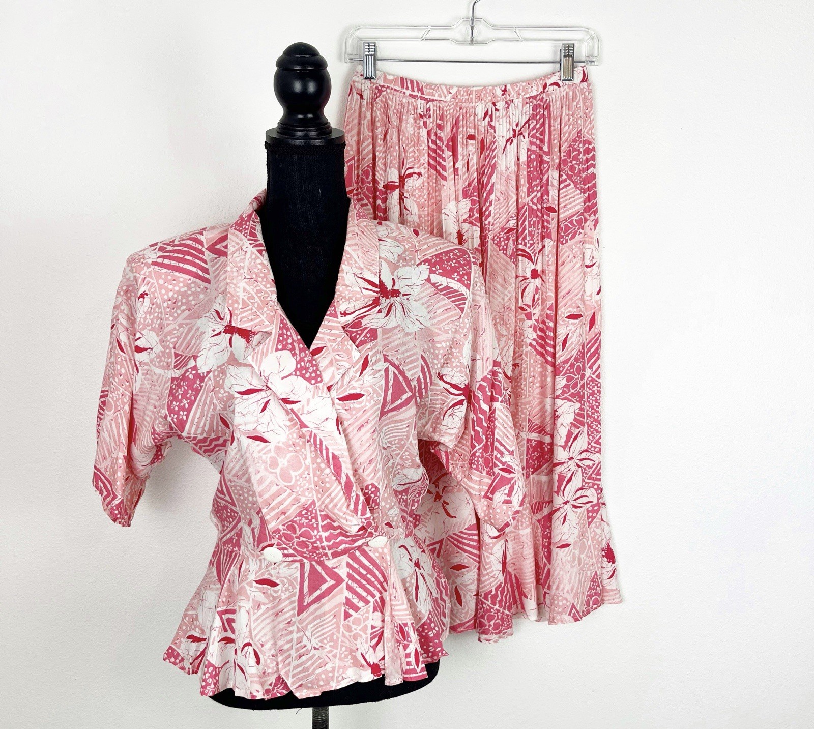 True Vintage &lsquo;Miss Oops&rsquo; Two Piece Skirt and Top Set Hawaiian Floral Dress 80s